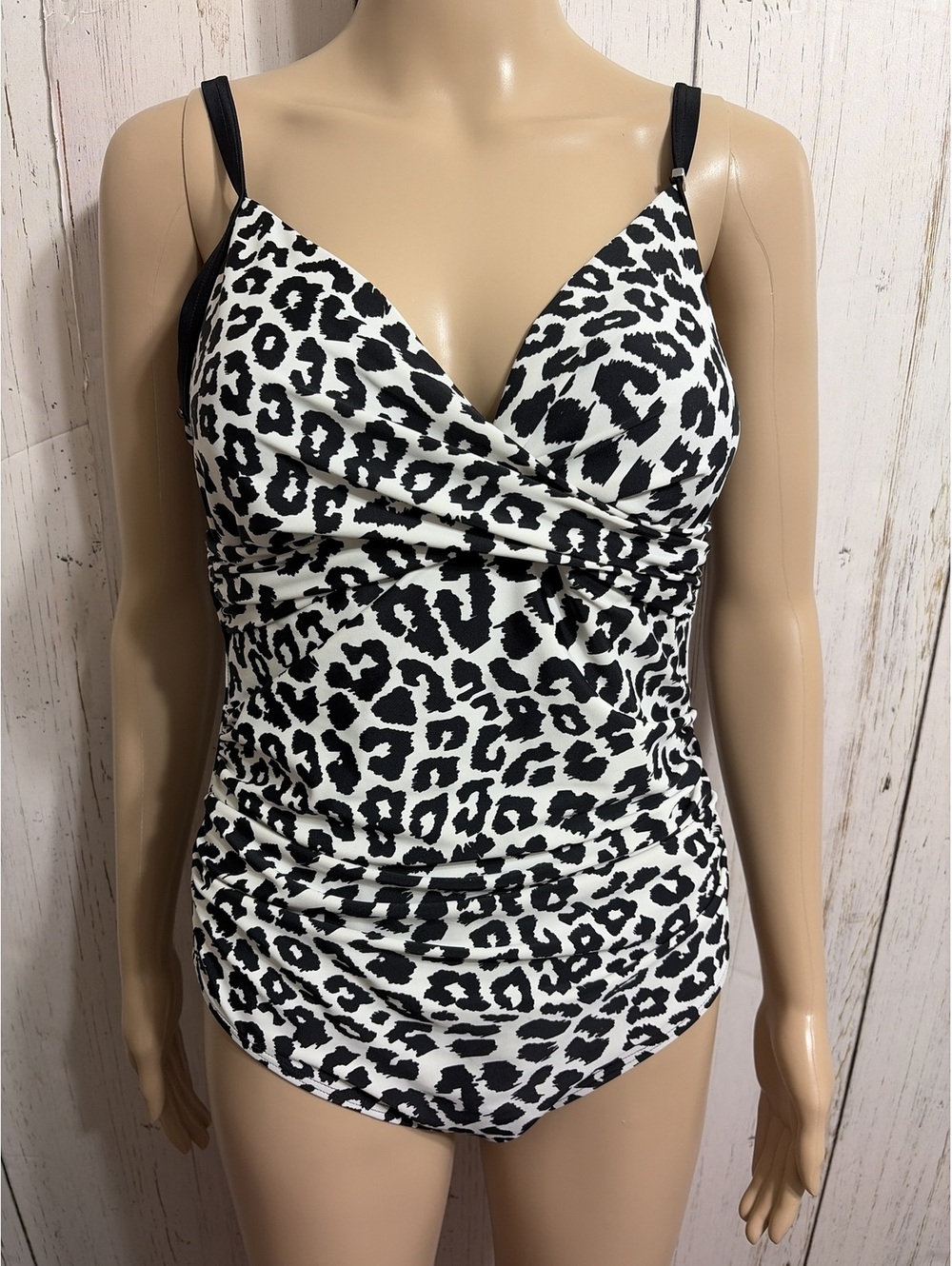 Calvin Klein Swimwear Animal Print One Piece Size 10 waist minimizer